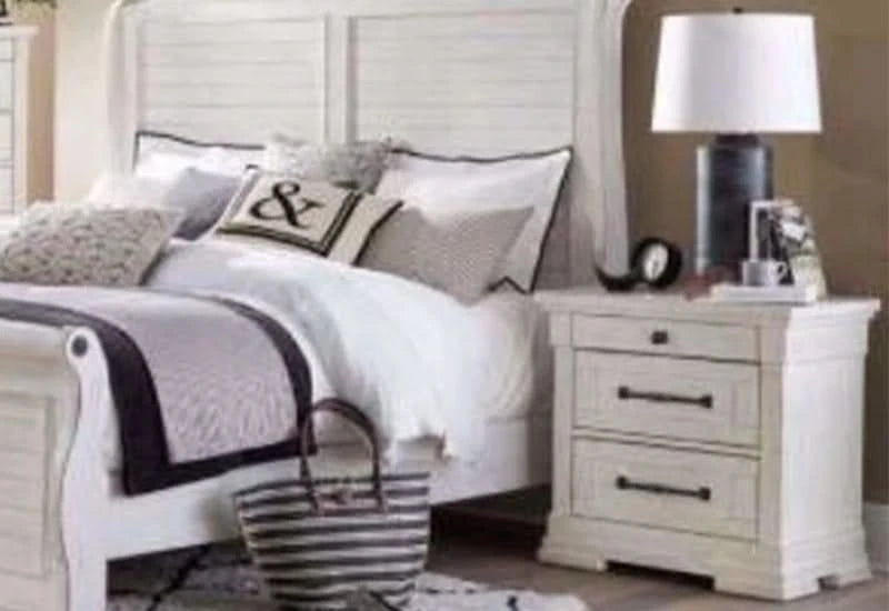 Home Antique White Nightstand with Cottage Style Design