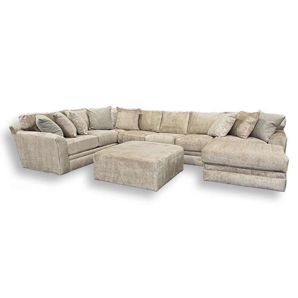 Spirit Driftwood 3 Piece Sectional with Chaise
