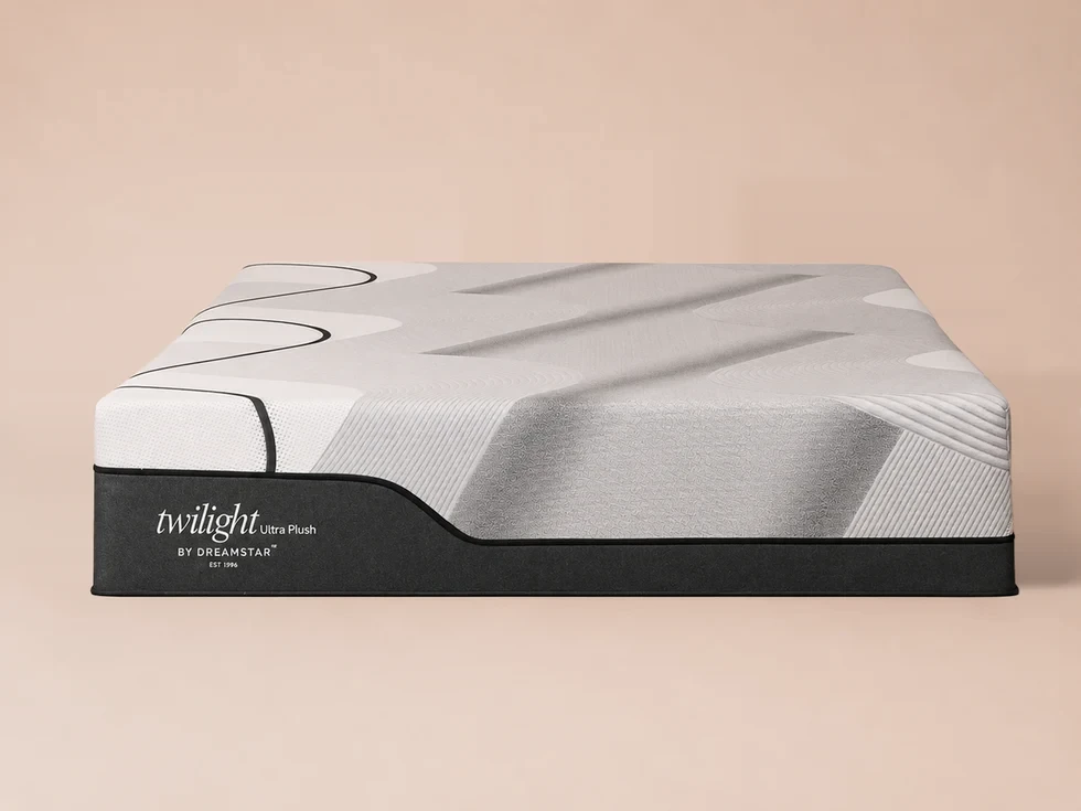 DreamStar Twilight Ultra Plush 14 Inch Smooth Top Mattress