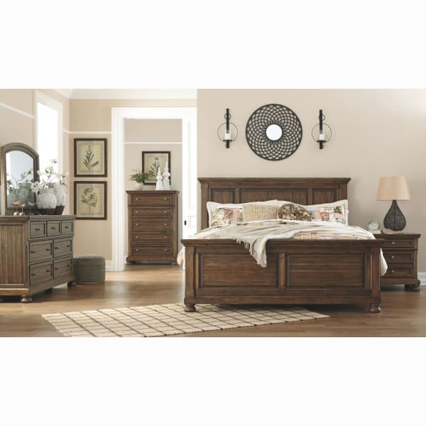 Flynnter - Panel Bedroom Set